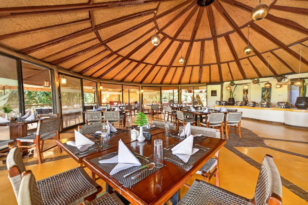 PrideInn Mara Camp image 3